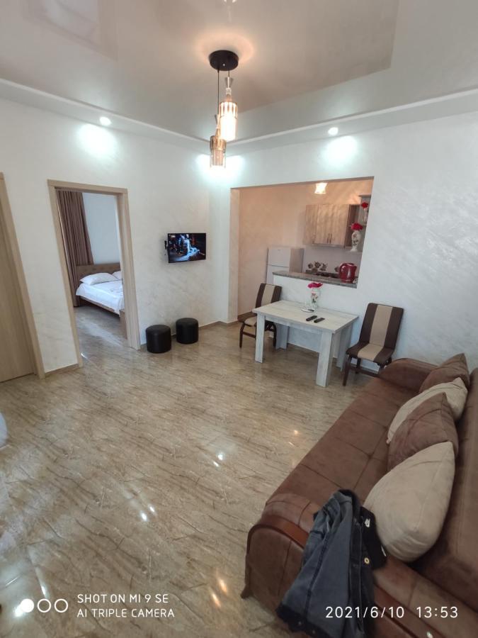 Kochalidze Family Apartment Batumi Exterior foto