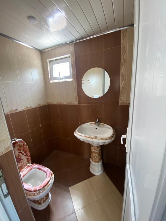 Kochalidze Family Apartment Batumi Exterior foto