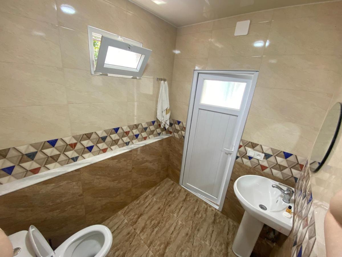 Kochalidze Family Apartment Batumi Exterior foto